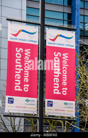 Zu Southend Banner außerhalb von Essex College, Southend On Sea, Essex, Großbritannien Willkommen Stockfoto