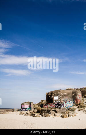 WW2 Bunker am Strand von Dünkirchen, Frankreich Stockfoto