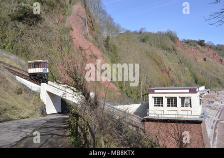 Die babbacombe Clff Eisenbahn Seilbahn zwischen Babbacombe Downs und Oddicombe Beach in Torquay, Devon Stockfoto