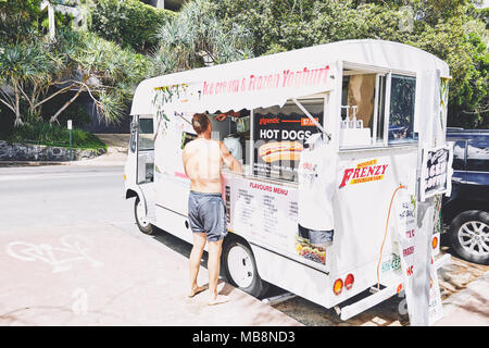 Lokale Noosa Beach front Business in Noosa Main Beach, Queensland, Australien Stockfoto