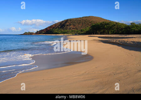 Morgen am grossen Strand, Makena, Maui, Hawaii. Stockfoto