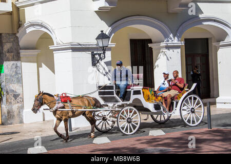 Pferdekutsche tour in Santo Domingo, Domnican Republik Stockfoto