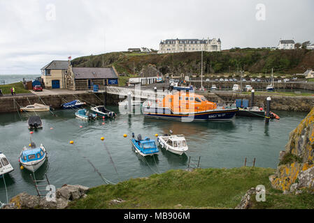 RNLI Tamar Klasse Rettungsboot John Buchanan Barr Anker im Hafen von Portpatrick, South Western Scotland UK. Stockfoto