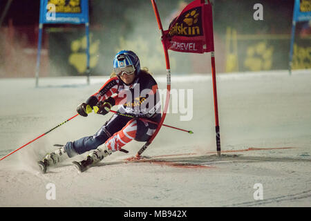 20. Dezember 2017 Alex Tilley von Schottland Großbritannien konkurrieren im Parallel Slalom von Courchevel Damen Ski World Cup 2017 Stockfoto