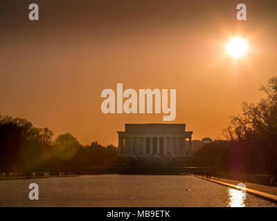 Am Abend Sonnenuntergang hinter dem Lincoln Memorial Stockfoto