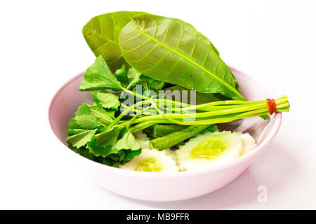 Kosten - bis Thai Food Menü ist Beilage Gemüse auf weißem Hintergrund. Kopieren Sie Raum und Auswahl konzentrieren. Stockfoto