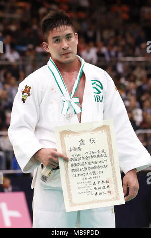 Fukuoka, Japan. 8 Apr, 2018. Matthew Baker Judo: All Japan ausgewählte Judo's Meisterschaften Männer -90 kg Preisverleihung Match in Fukuoka, Japan. Credit: Sho Tamura/LBA SPORT/Alamy leben Nachrichten Stockfoto
