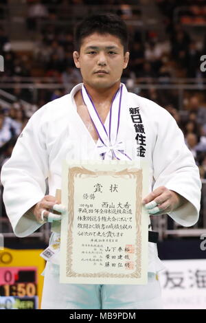 Fukuoka, Japan. 8 Apr, 2018. Daiki Nishiyama Judo: All Japan ausgewählte Judo's Meisterschaften Männer -100 kg Preisverleihung Match in Fukuoka, Japan. Credit: Sho Tamura/LBA SPORT/Alamy leben Nachrichten Stockfoto