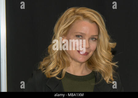 DORTMUND, Deutschland - 8 April: Schauspielerin Laurie Holden (The Walking Dead, The X-Files, Silent Hill) am Wochenende in der Hölle, einem Zweitägigen (April 7-8 2018) Horror-themed Fan Convention. Quelle: Markus Wissmann/Alamy leben Nachrichten Stockfoto