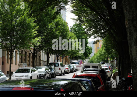 Berlin, Deutschland. 14. Juli 2017. Straße Am Tempelhofer Berg im Bergmannkiez Bereich Berlin Kreuzberg, Deutschland, 14.07.2017. Foto: Jens Kalaene/dpa-Zentralbild/ZB | Verwendung weltweit/dpa/Alamy leben Nachrichten Stockfoto