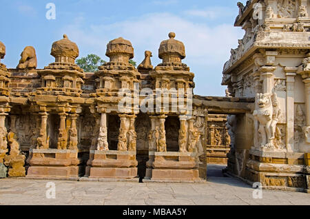 Der Kanchi-Kailasanathar-Tempel, Kanchipuram, Tamil Nadu, Indien. Ältester Hindu-Shiva-Tempel im dravidischen Baustil. Erbaut von 685-705 n. Chr. Stockfoto