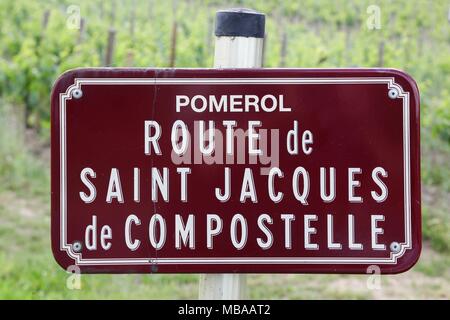 Schild des Jakobswegs in französischer Sprache in Pomerol, Frankreich Stockfoto