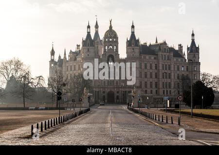 Dawn im Schweriner Schloss Palast (Schweriner Schloss). Ein Weltkulturerbe in Mecklenburg-Vorpommern, Deutschland Stockfoto