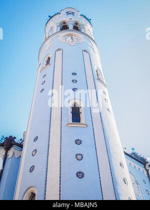 Kirche St. Elisabeth, die allgemein als Blaue Kirche in Bratislava, Slowakei bekannt Stockfoto