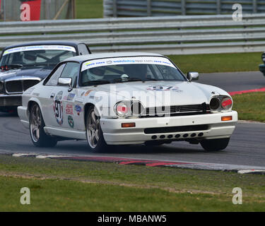 Snetterton Rennstrecke, Snetterton, Norfolk, England, Samstag, 7. April 2018. Lawrence Coppock, Jaguar XJS, in der Classic Sports Car Club, Stockfoto