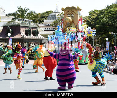 Tokio, Japan. 10 Apr, 2018. Die Tokyo Disneyland hält eine Generalprobe für die Feier des 35. Jahrestages der Eröffnung in Tokio, Japan, 10. April 2018. Das Tokyo Disneyland war auf Apirl 15, 1983. Quelle: Ma Ping/Xinhua/Alamy leben Nachrichten Stockfoto