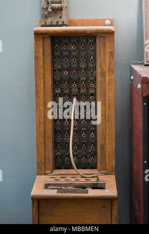 Blackwater, Missouri. - Missouri Museum von unabhängigen Telefon Pioniere. Telefon wand Switchboard. Anfang 1900. Stockfoto