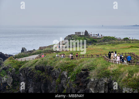 Jeju, Korea - 23. Mai 2017: Seopjikoji ist ein Kap am Ende der östlichen Ufer der Insel Jeju. Der Ort ist berühmt für die Dreharbeiten der Kinos ein Stockfoto