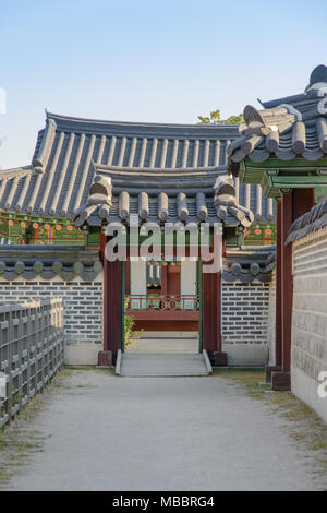 SEOUL, Südkorea - 20. SEPTEMBER 2014: Detail der Changdeokgung, der Palast der Joseon Dynastie Stockfoto