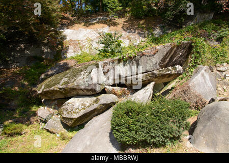 YEONGJU, KOREA - Oktober 15, 2014: Levitative Stein auf Buseoksa Tempel. Buseoksa Tempel ist der älteste Tempel in Silla Zeitraum gebaut und Bu Stockfoto