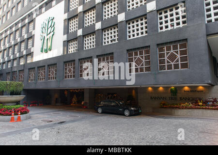 BANGKOK, THAILAND - 29. Dezember 2012: Eingang der Banyan Tree Hotel in Bangkok, Thailand. Stockfoto