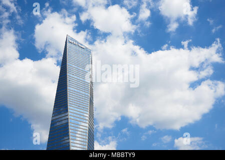 Songdo, Korea - September 07, 2015: ordentlich (Nordosten) Tower ist die teuerste Projekt Songdo im internationalen Geschäft Bezirk und die talles Stockfoto