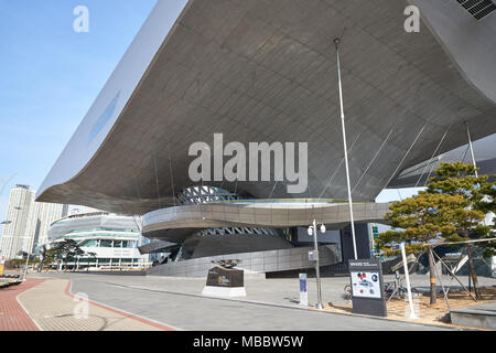 Busan, Korea - Januar 22, 2016: Busan Cinema Center ist Offizieller Austragungsort der Busan International Film Festival (BIFF) in Haeundae, eröffnet im Jahr 2011. Stockfoto