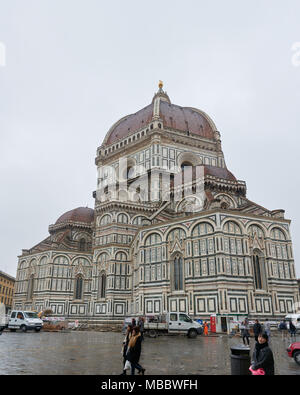 Florenz, Italien - Februar 17, 2016: Kuppel der Kathedrale von Florenz (Kathedrale von Santa Maria Del Fiore), die Hauptkirche von Firenze, in der Italienischen gebaut Stockfoto