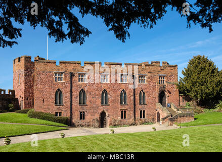 Der Shropshire Regimental Museum in der mittelalterlichen 11. Jahrhundert Schloss aus rotem Backstein. Shrewsbury, Shropshire, West Midlands, England, Großbritannien, Großbritannien Stockfoto