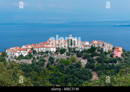 Blick auf Beli, Insel Cres, Golf von Kvarner Bucht, Kroatien Stockfoto