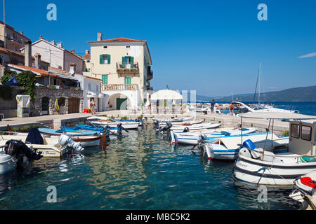 Port, Cres, Insel Cres, Golf von Kvarner Bucht, Kroatien Stockfoto