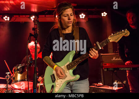 Die Schweizer Punk Rock Band Ziper leben in der schüür Luzern, Schweiz Stockfoto