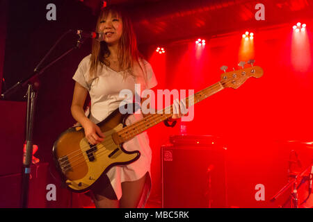 Die japanische TsuShiMaMiRe Girl-Punk-Band live und exklusiv zum ersten Mal in der Schweiz, schüür Luzern Stockfoto