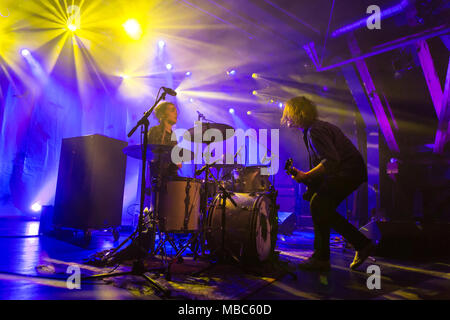 Schweiz, italienischer Musiker Duo Mir und Marie mit Maria de Val und Roland Firma Scandella Live at Schüür Luzern, Schweiz Stockfoto