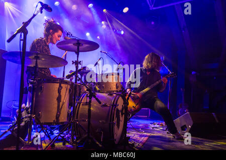 Schweiz, italienischer Musiker Duo Mir und Marie mit Maria de Val und Roland Firma Scandella Live at Schüür Luzern, Schweiz Stockfoto
