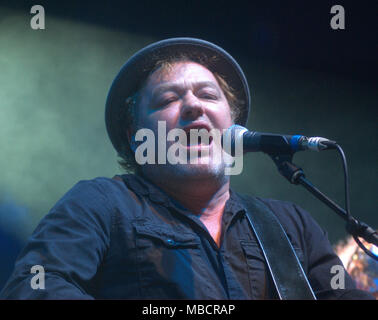 Die Levellers ihren Fans unterhalten, das Bristol Academy, Bristol, Großbritannien,November 2014 Stockfoto