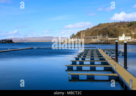 Oban Bay North Pier Pontons Stockfoto