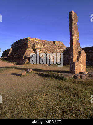 Mexikanische Archäologie. Monte Alban ist eine komplexe Geschichte, seinen Gebäuden Abdeckung Perioden dating von 600 v. Chr. bis 750 n. Tempel - Pyramide system IV. Stockfoto