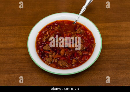 Eine Schale hausgemachter Chili bereit für ihr Diningvergnügen Stockfoto