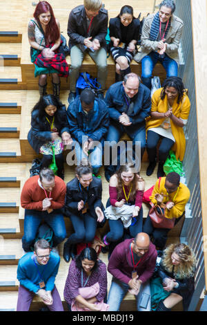 Ansicht von oben klatschen Konferenz Publikum Stockfoto