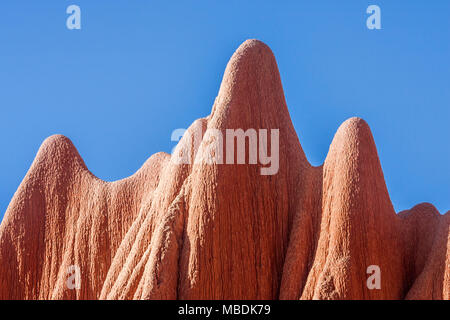 Die Red tsingy von Antsiranana (Diego Suarez), Madagaskar. Natürliche Karste aus Sandstein, Mergel und Kalkstein Stockfoto