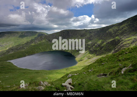 Blea Wasser in der Nähe von Haweswater Reservoir, Mardale Tal, Nationalpark Lake District, Cumbria, England, Großbritannien Stockfoto