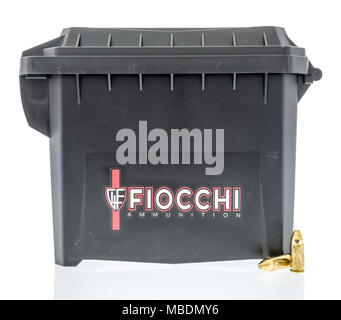 Winneconne, WI - 30. März 2018: ein Kanister des Fiocchi Munition an einem isolierten Hintergrund. Stockfoto