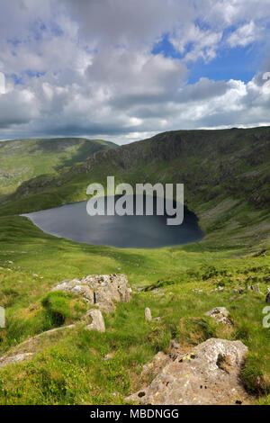 Blea Wasser in der Nähe von Haweswater Reservoir, Mardale Tal, Nationalpark Lake District, Cumbria, England, Großbritannien Stockfoto