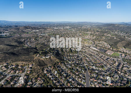 Luftaufnahme von Newbury Park und tausend Eichen suburban Straßen in der Nähe von Los Angeles, Kalifornien. Stockfoto