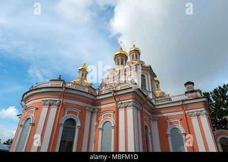 Russland, SANKT PETERSBURG - 18. AUGUST 2017: Heiliges Kreuz Kosak Kathedrale Stockfoto