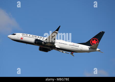 Air Canada Boeing 737 MAX. 8 C-FTJV Abflug vom Flughafen London Heathrow, Großbritannien Stockfoto