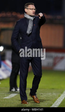 Polen Trainer Milosz Stepinski bei der Frauen-WM-Qualifikationsspiel an den Paisley 2021 Stadion, Paisley. PRESS ASSOCIATION Foto. Bild Datum: Dienstag, 10. April 2018. Siehe PA-Geschichte Fußball Schottland Frauen. Photo Credit: Andrew Milligan/PA-Kabel. Einschränkungen: Sie unterliegen Beschränkungen. Nur für den redaktionellen Gebrauch bestimmt. Kommerzielle Nutzung nur mit vorheriger schriftlicher Zustimmung der Schottischen FA. Stockfoto