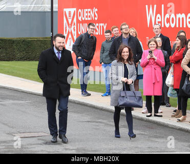 Karfreitagsabkommen Jahrestag der Queens University Belfast. Stockfoto