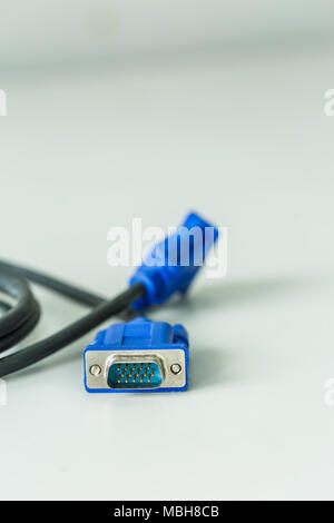 VGA-Anschluss auf weißem Hintergrund Stockfoto